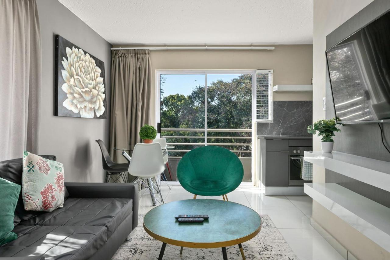 Marley On Katherine Apartments Johannesburg Exterior foto